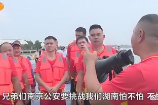 记者：深圳雷雨天，上海海港前往深圳的航班被取消